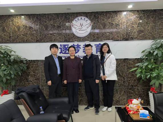 c77f41726479bc69ee91d769828c5c7a c77f41726479bc69ee91d769828c5c7a