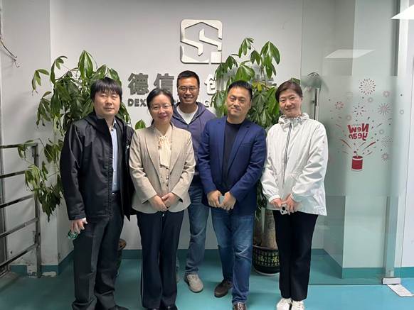 f51c1c8008293d03a3fc161a8efed722 f51c1c8008293d03a3fc161a8efed722